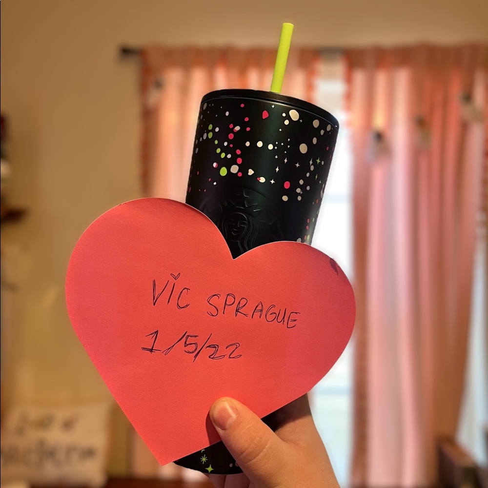 BNWT Starbucks stainless steel cold cup holiday 2021